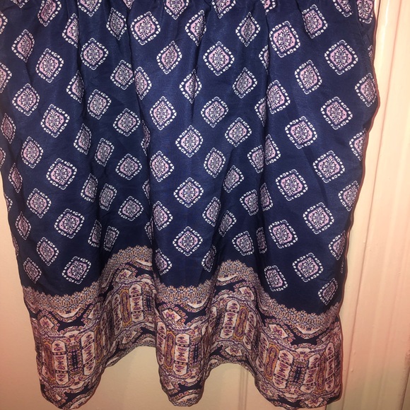 Junior dress - Picture 2 of 2